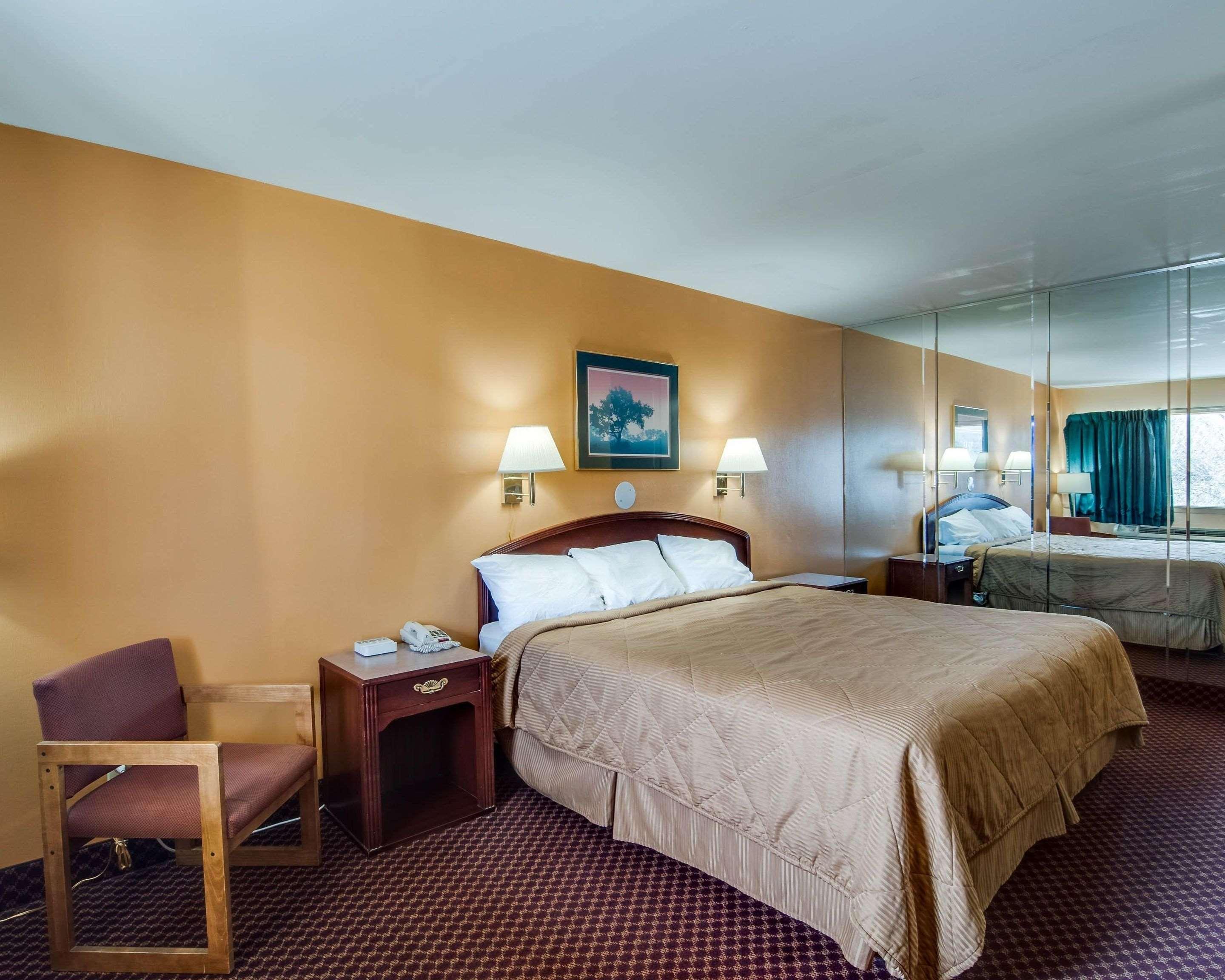 Econo Lodge Near Bluefield College Ngoại thất bức ảnh