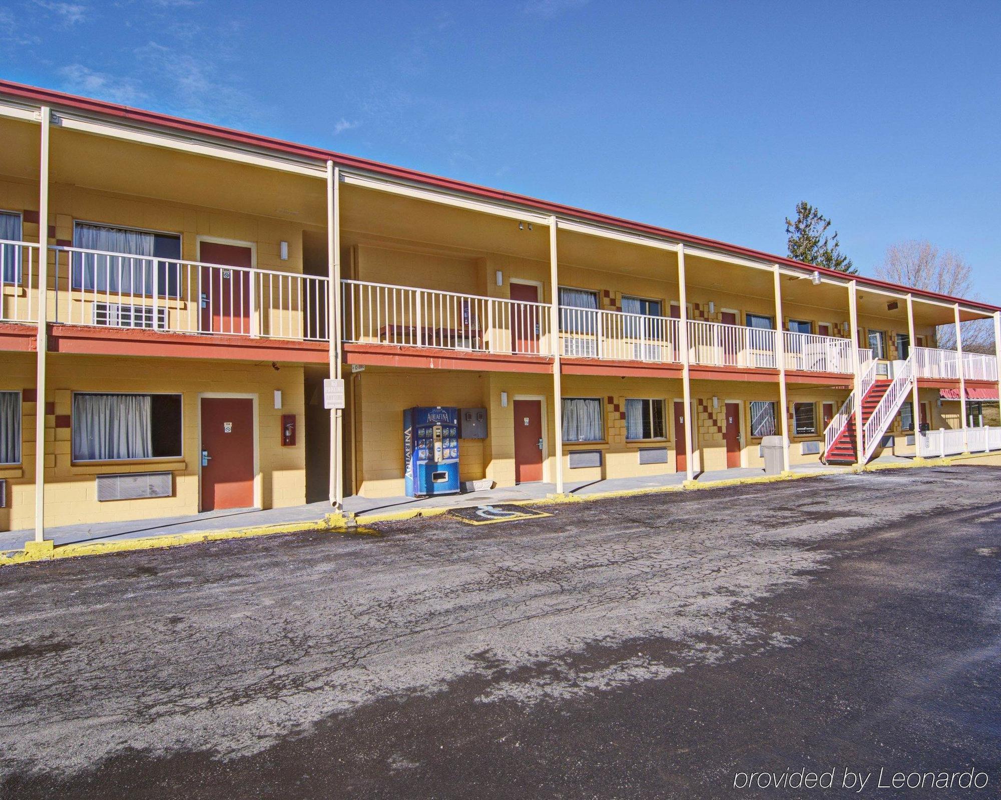 Econo Lodge Near Bluefield College Ngoại thất bức ảnh